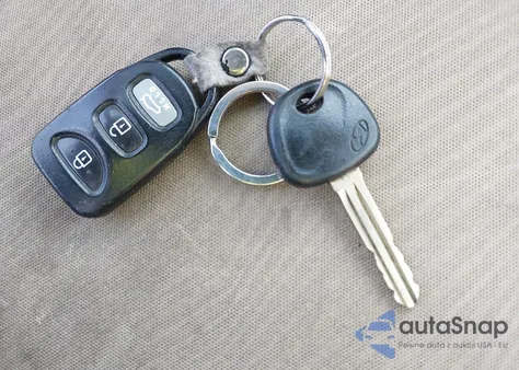 2013 Hyundai Elantra Gls из США, поврежденный, VIN 5NPDH4AE7DH319240